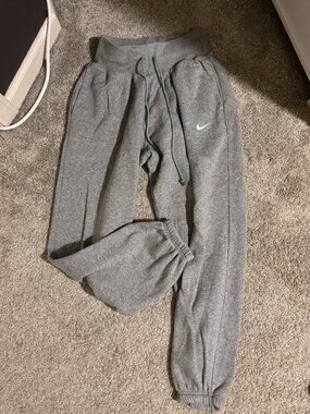 Grey Nike Sweatpants